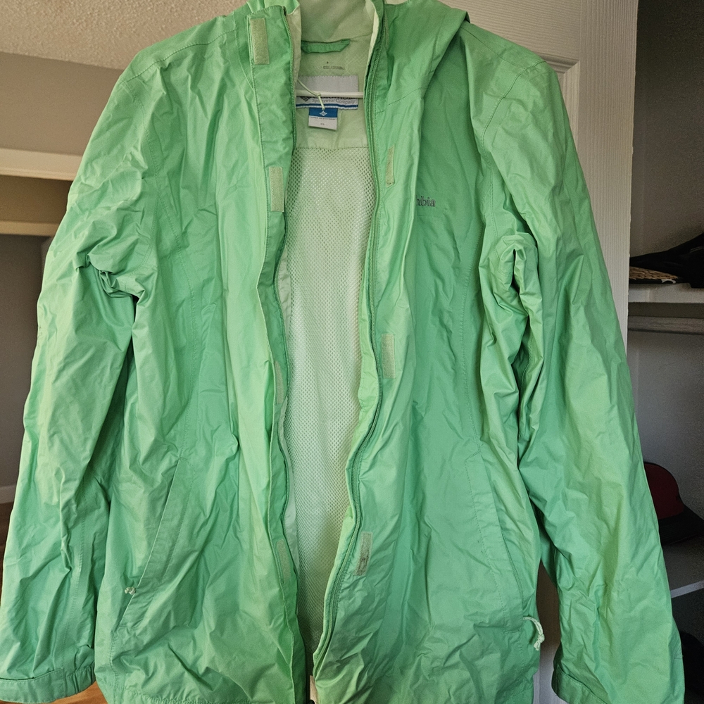 Women's Columbia Windbreaker